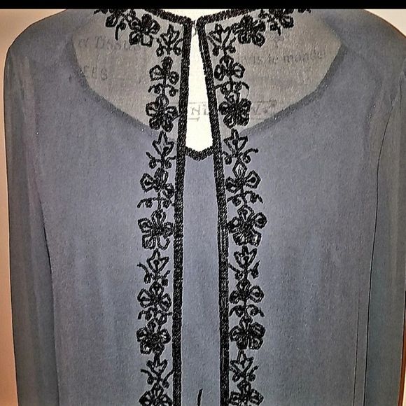 Ikara beaded tank and blouse - Picture 2 of 7